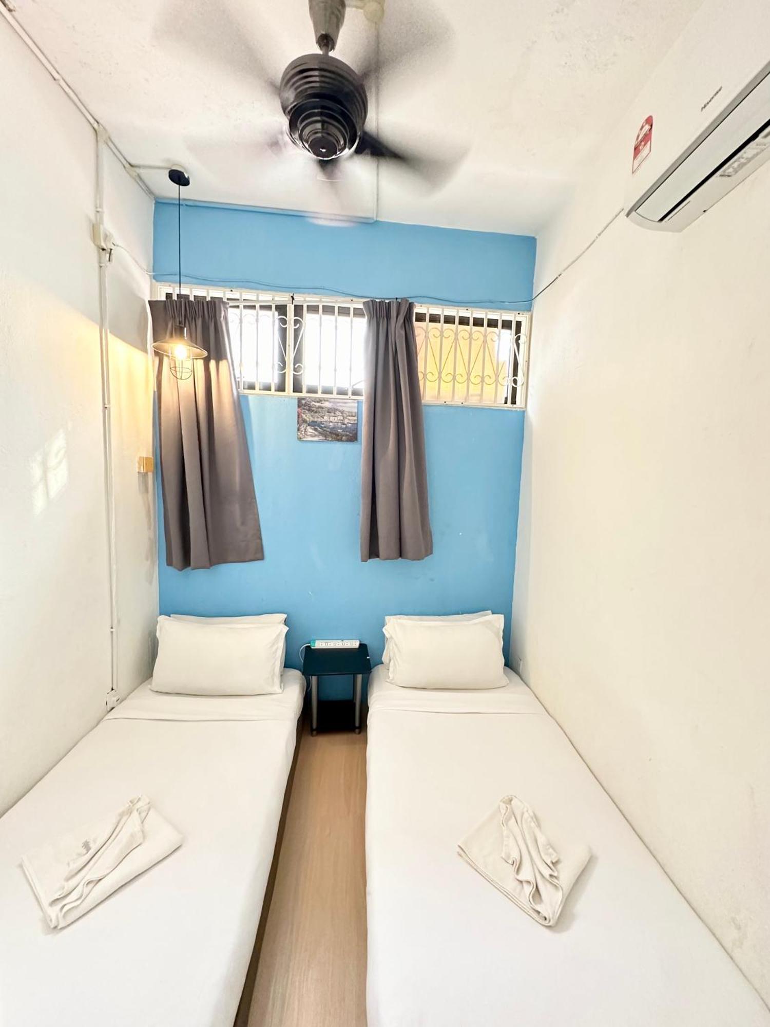 Mac Inn 94 Джорджтаун Экстерьер фото